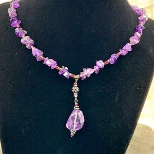 18” Amethyst Chips Necklace With 2”Ext. & Center Amethyst 1”x1” Cut Stone